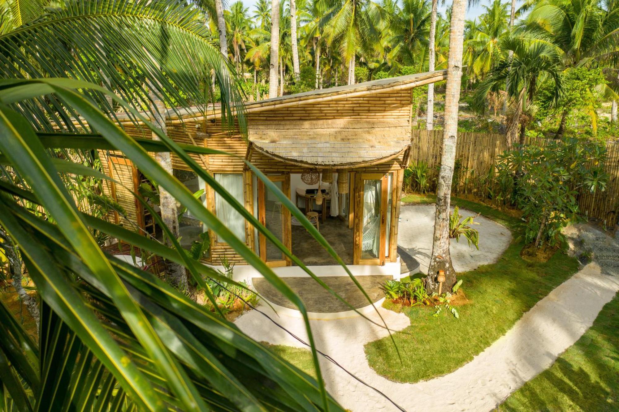 The Bamboo Houses - Tropical Garden & Empty Beach General Luna  Kültér fotó