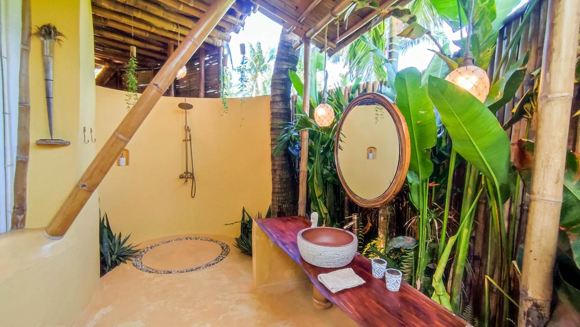 The Bamboo Houses - Tropical Garden & Empty Beach General Luna  Kültér fotó