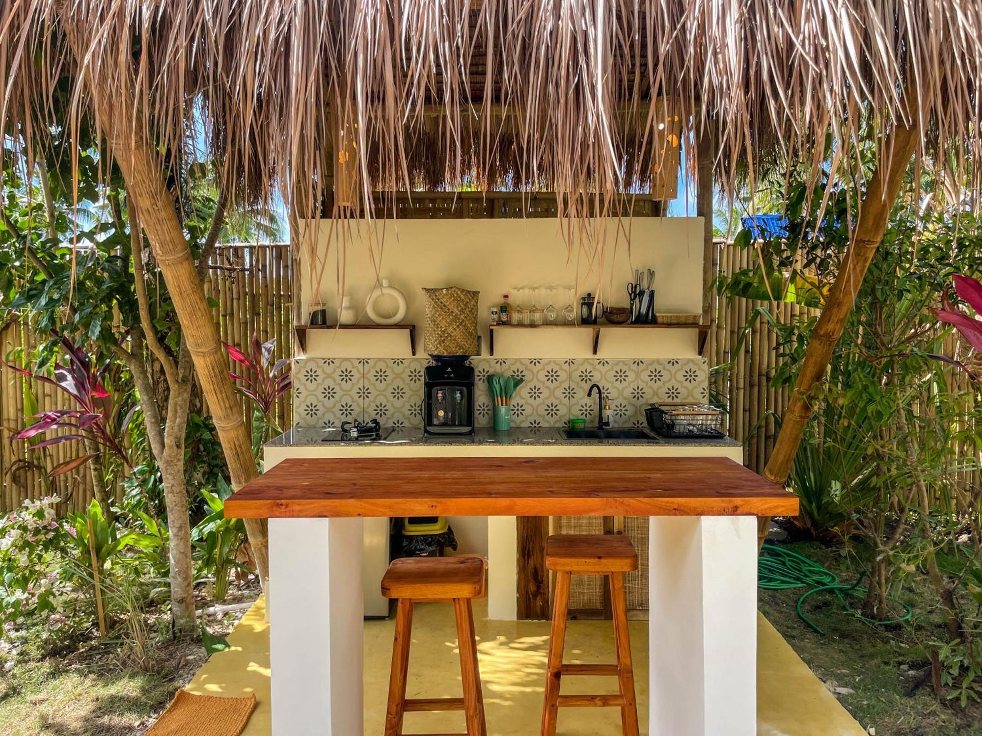 The Bamboo Houses - Tropical Garden & Empty Beach General Luna  Kültér fotó