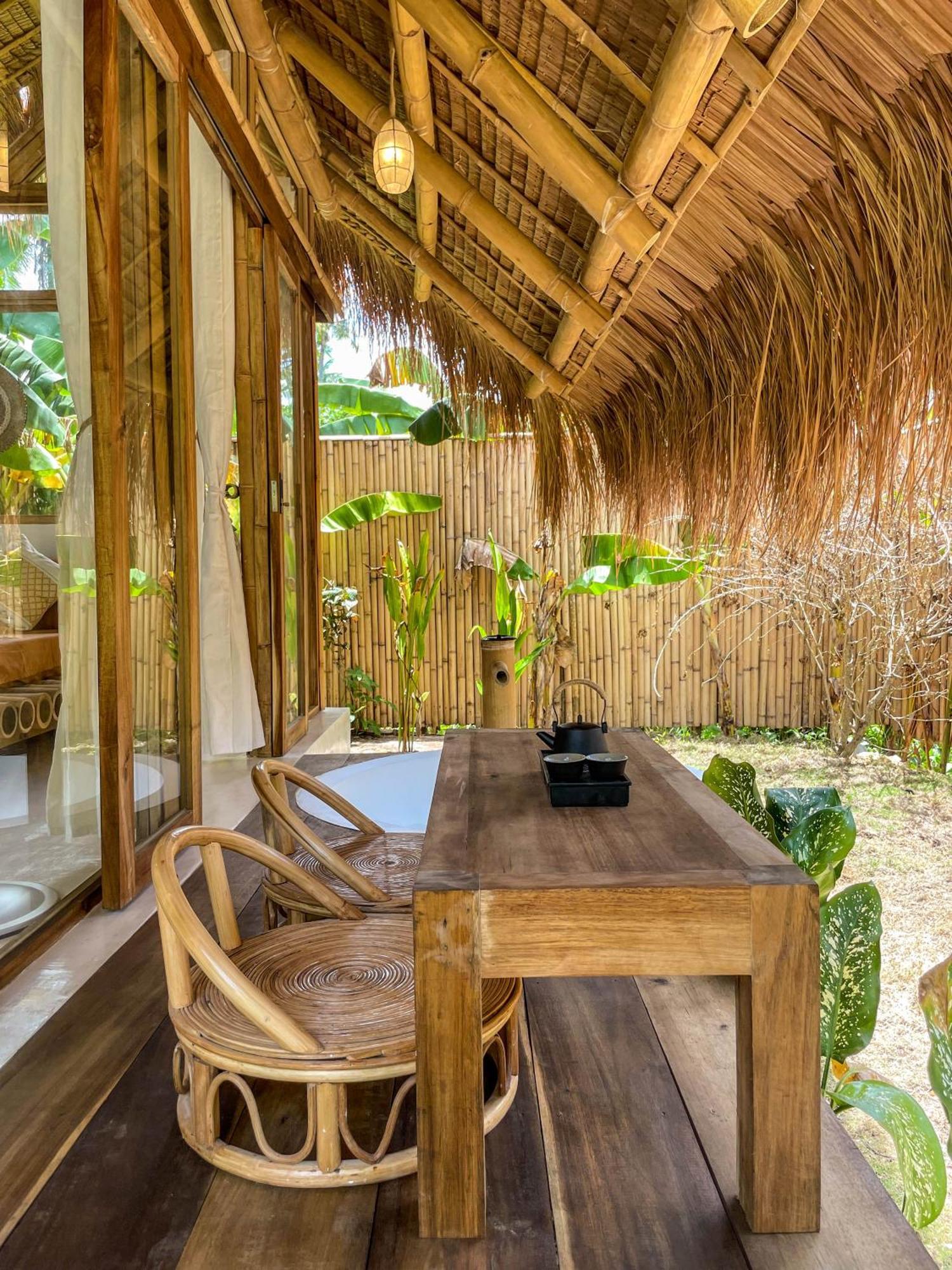 The Bamboo Houses - Tropical Garden & Empty Beach General Luna  Kültér fotó