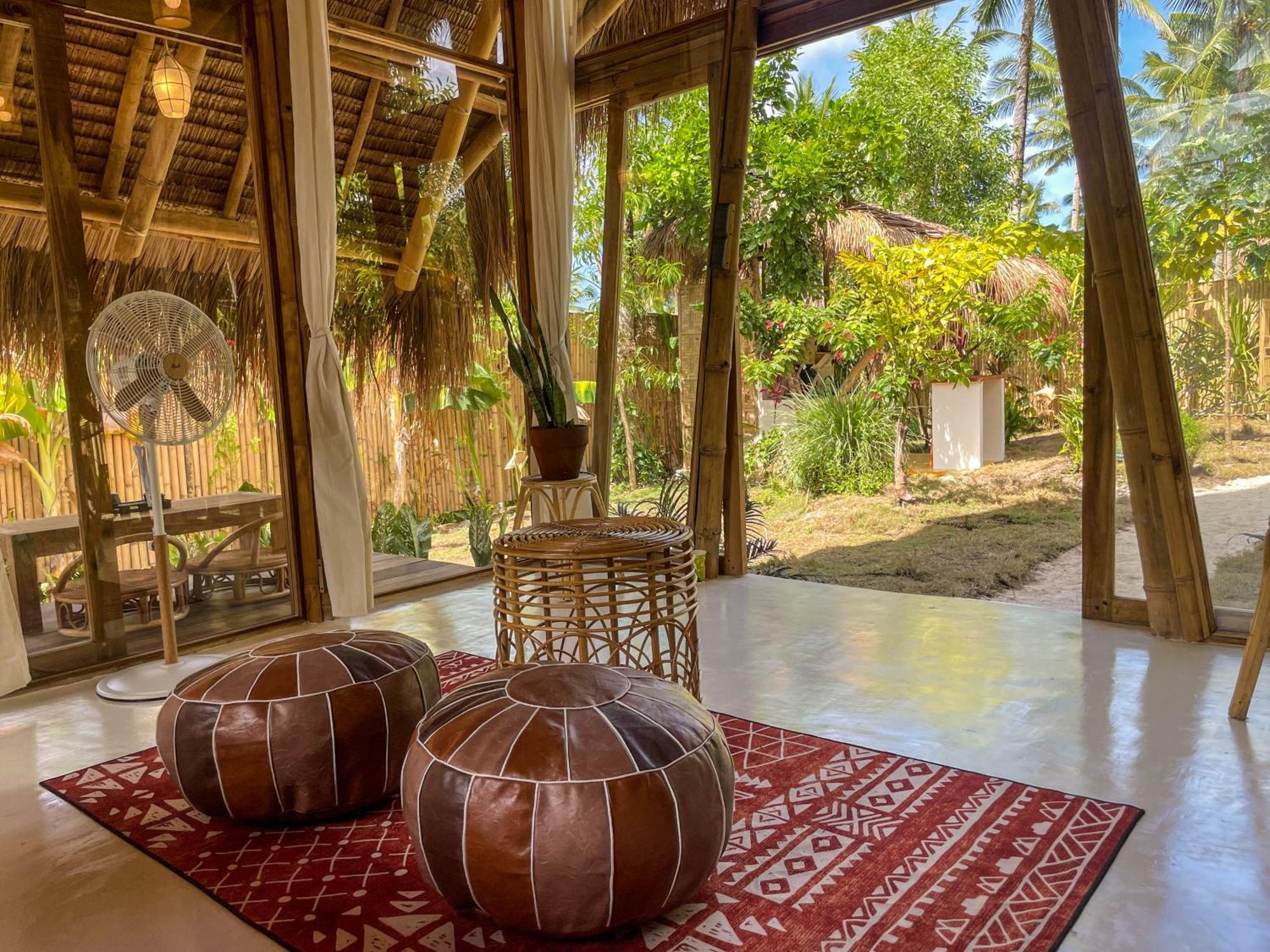 The Bamboo Houses - Tropical Garden & Empty Beach General Luna  Kültér fotó