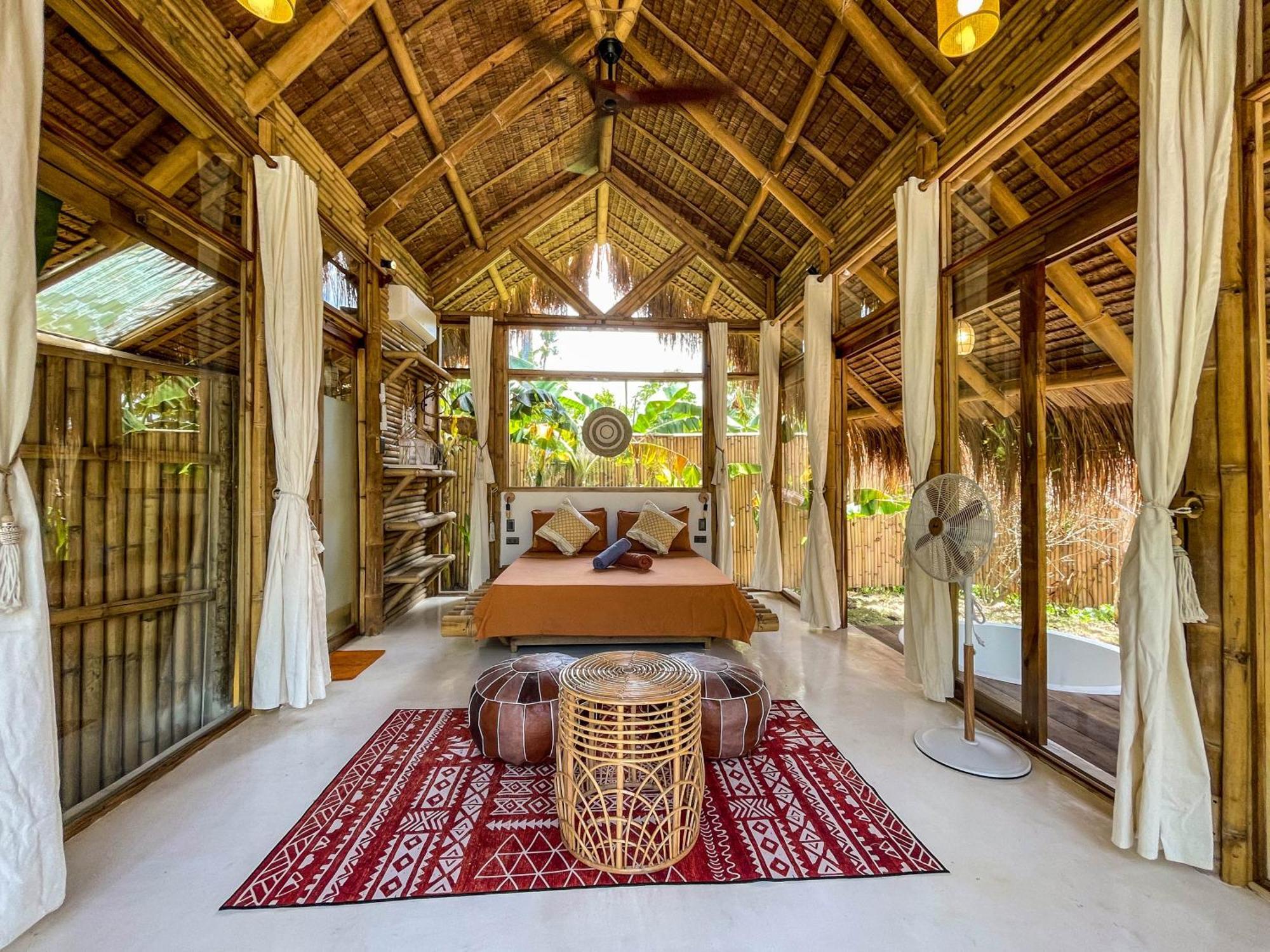 The Bamboo Houses - Tropical Garden & Empty Beach General Luna  Kültér fotó